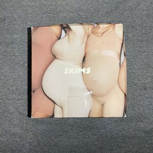 Maternity Sculping Short Mid-Thigh